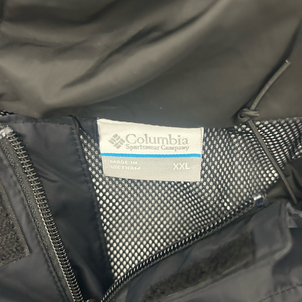 Columbia Charcoal Windbreaker Jacket - Picture 10 of 10